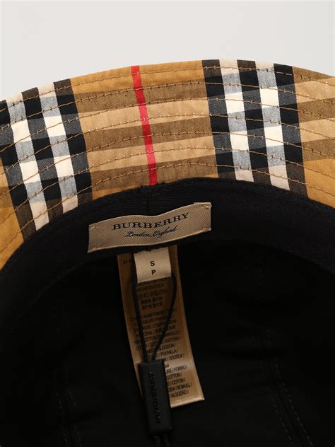 Cappelli Burberry in Cotone Nero taglia S International 